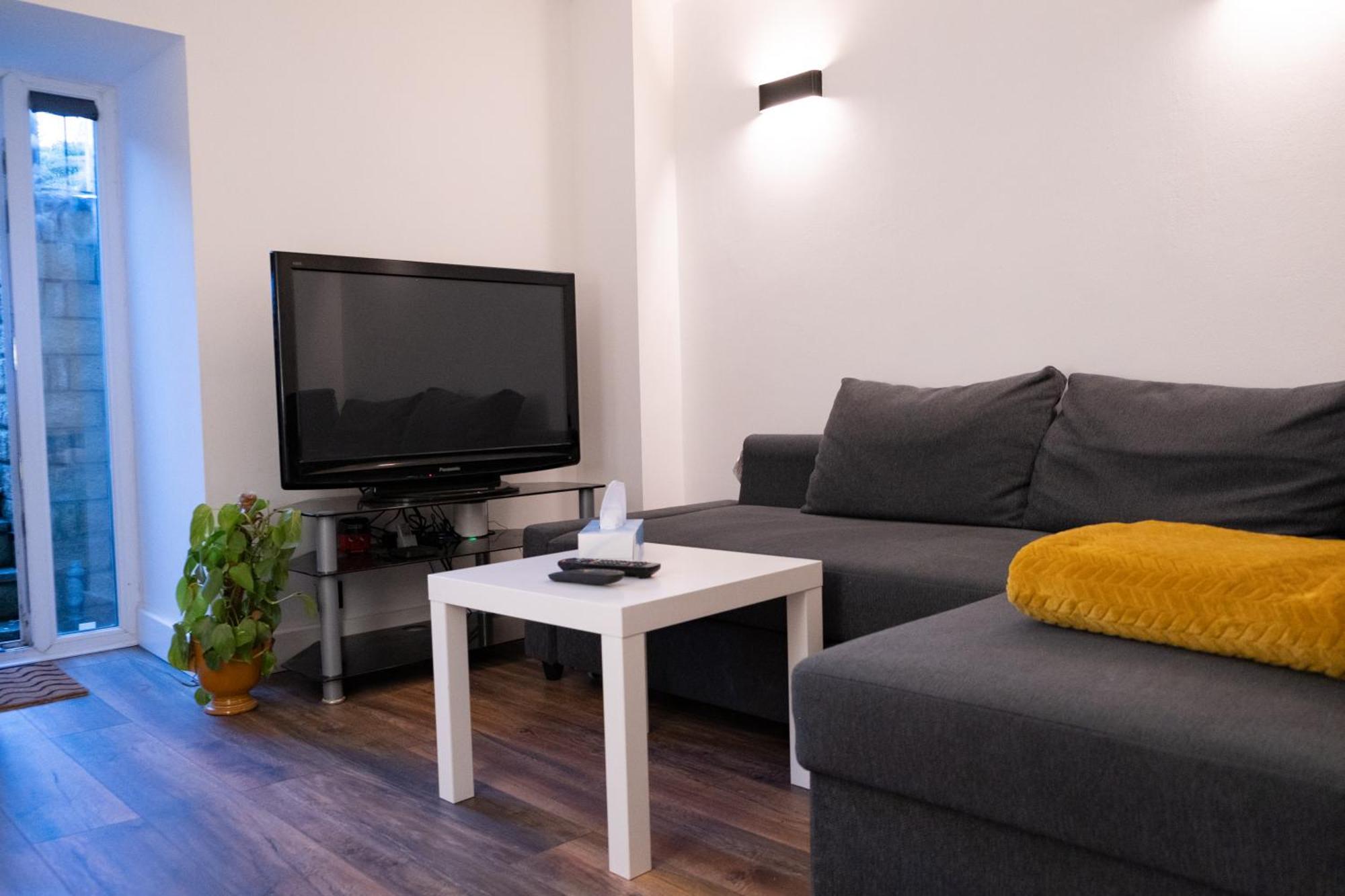 Flat Near Peak District Apartment Mossley Exterior photo